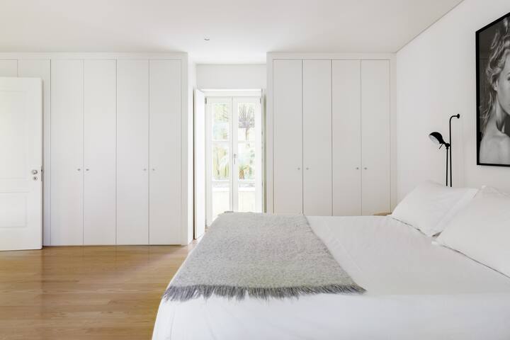 MY LX FLAT Avenida Liberdade Minimalist Flat gallery image 3