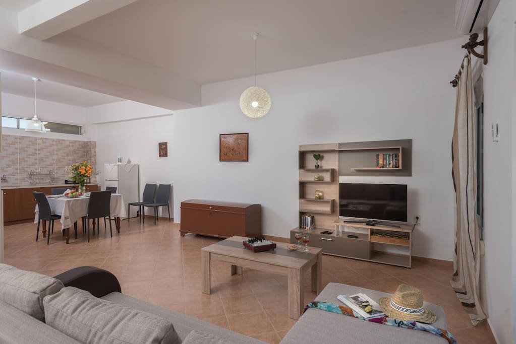 Sitting Room & Kitchen Home 2