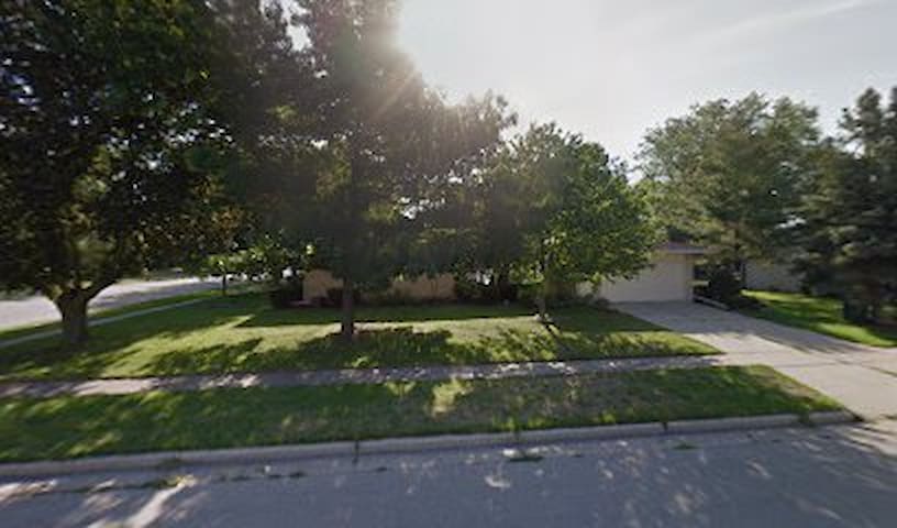 Airbnb Burlington Vacation Rentals Places To Stay