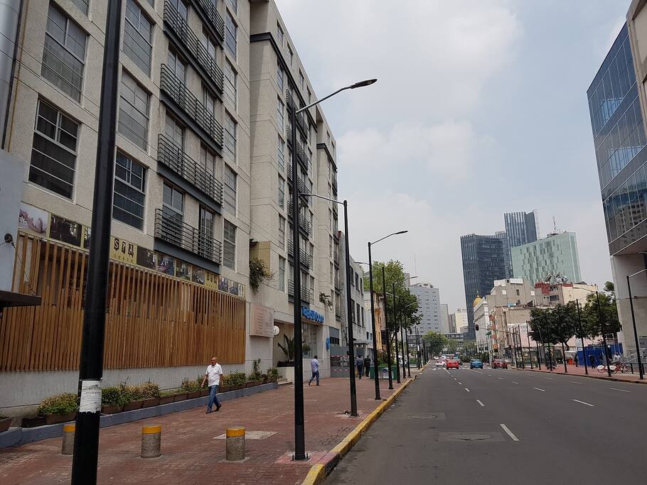 Ubicado a una cuadra de Av. Reforma