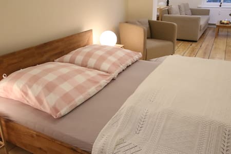 Super City-Apartment am Rathaus