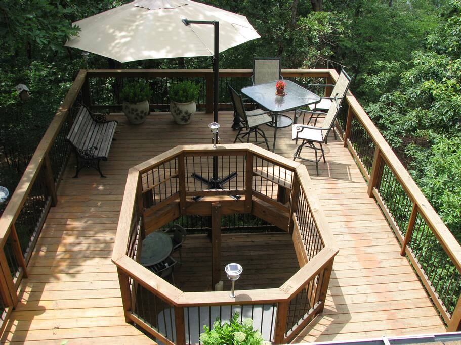 Decks, hot tub, Beaver lake, and adventures.