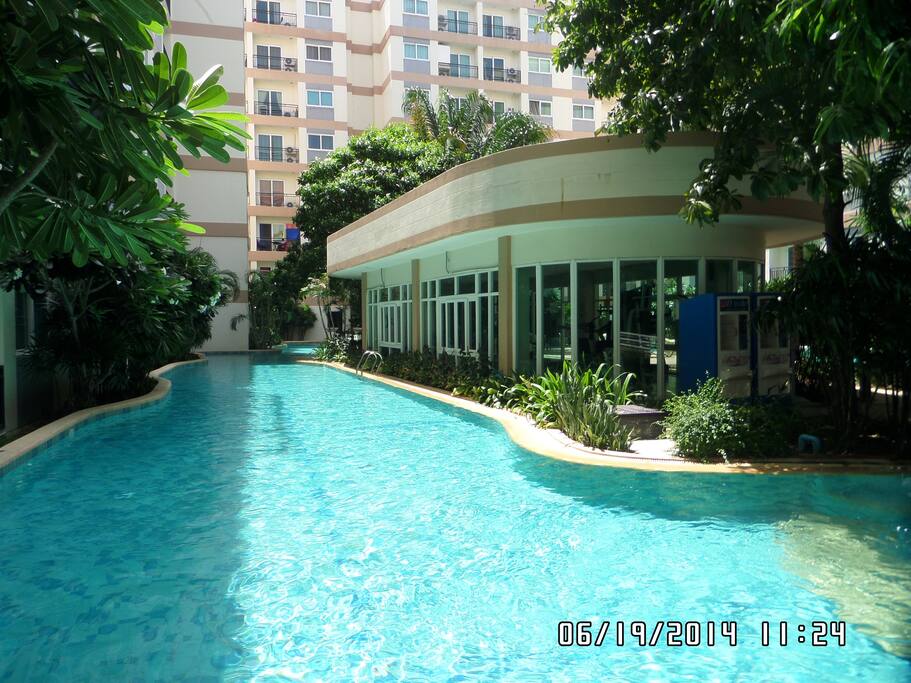 swimming pool