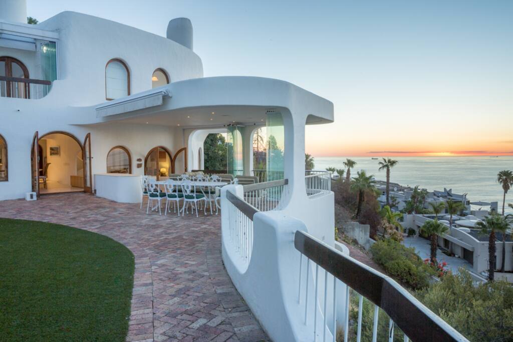 Incredible views of the Cape Town waterfront.