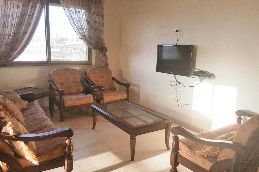 Family room with Ac, Tv & 7 seats capacity