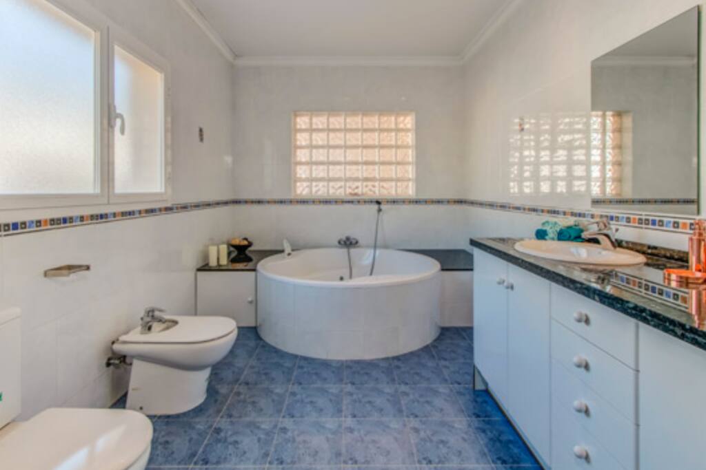 Your own private jacuzzi bath in the bathroom