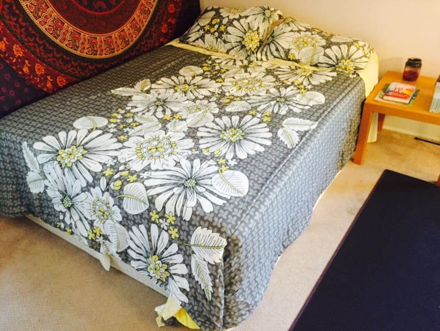 Comfy bed with memory foam mattress top