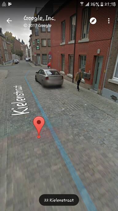 hoekhuis en inkom