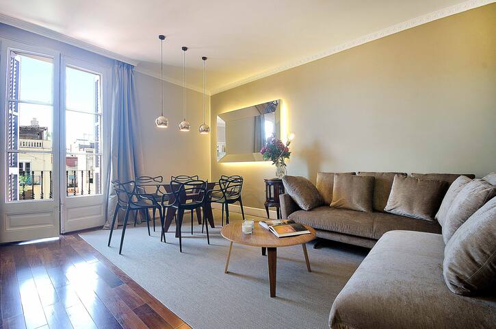 Three bedroom apartment Gran de Gracia You Stylish