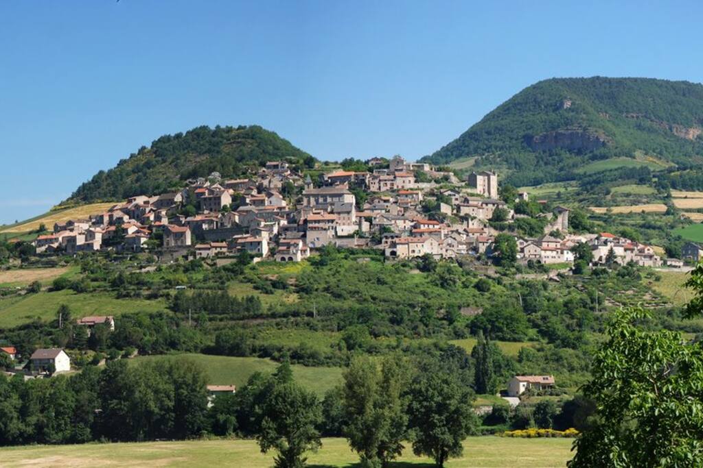 Le village médiéval de Compeyre