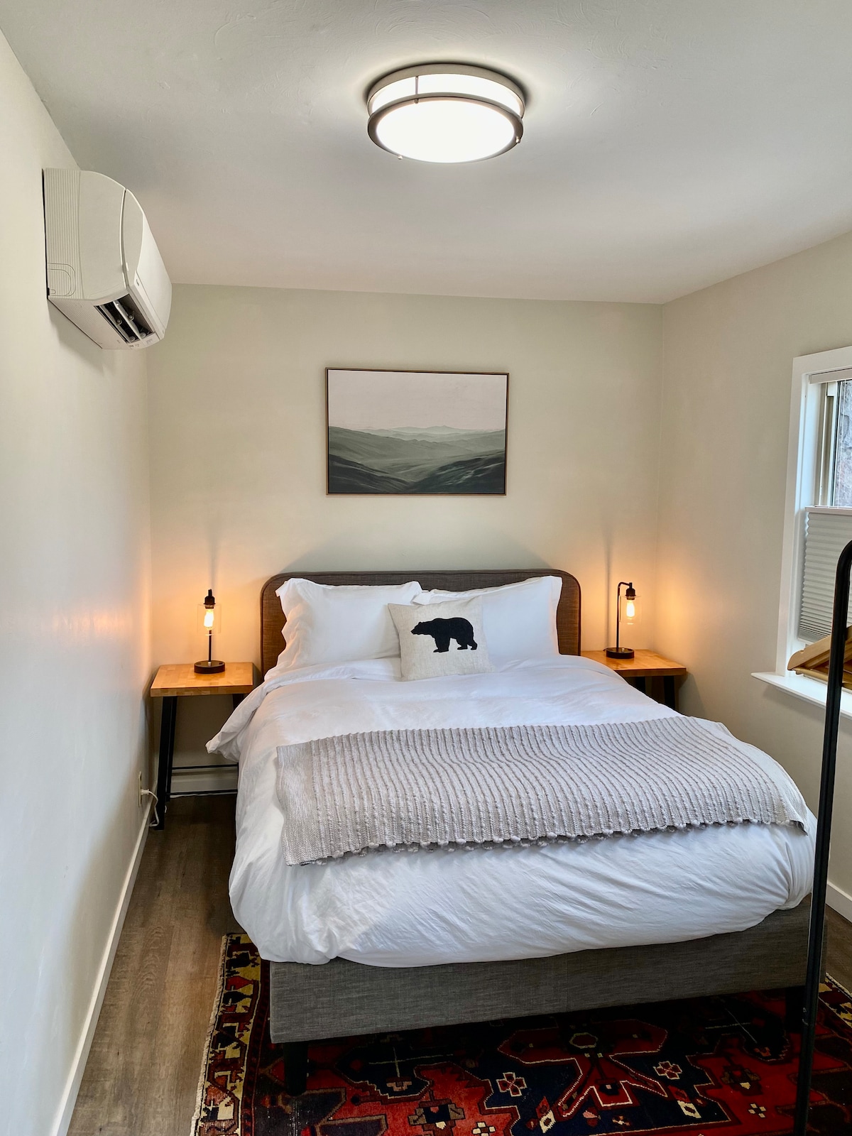 Queen bed with luxury memory foam mattress and mini split 