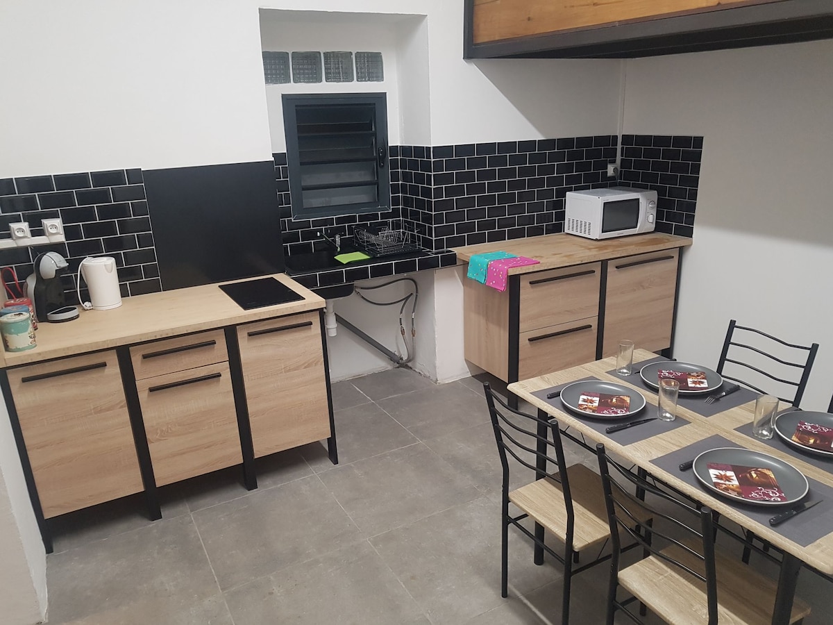 Top performing Airbnb: Lord Ti'Kaz in Saint Denis