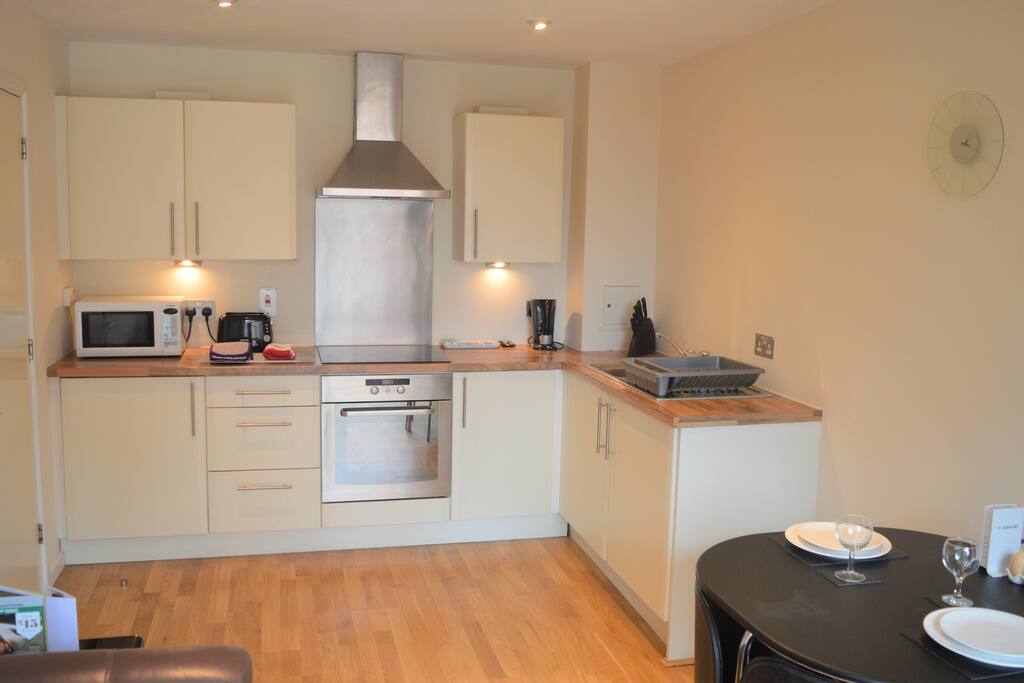 Modern Equipped Kitchen