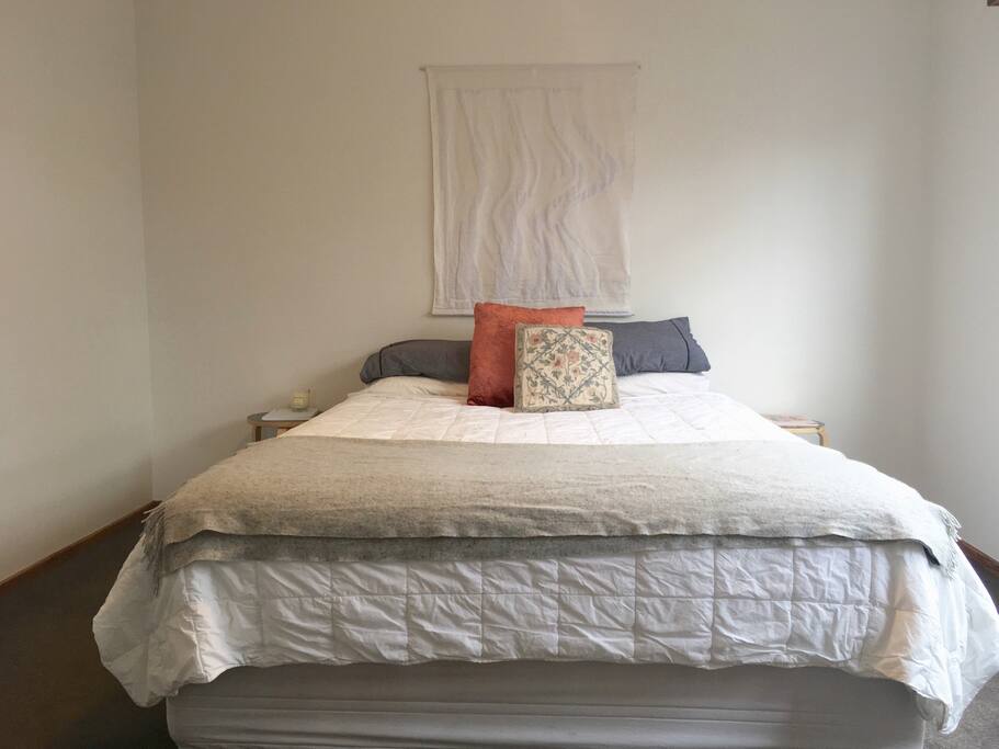 Second bedroom