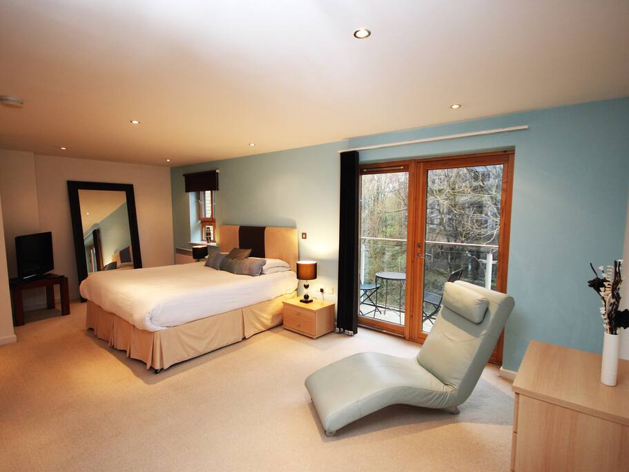 Guest room