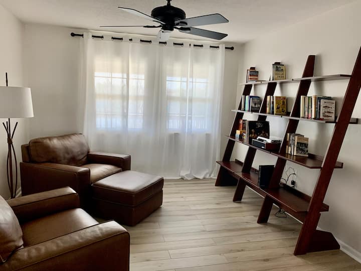 Lake Blue Getaway - Lake Placid, FL