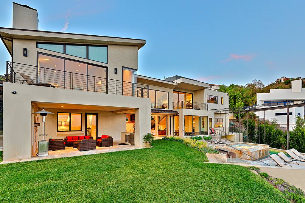 Spilling over the hillside and filled with amenities