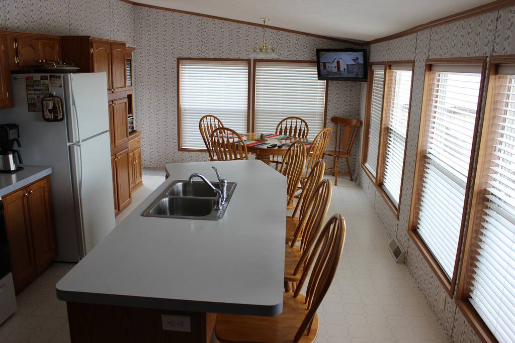 Kitchen seats 8