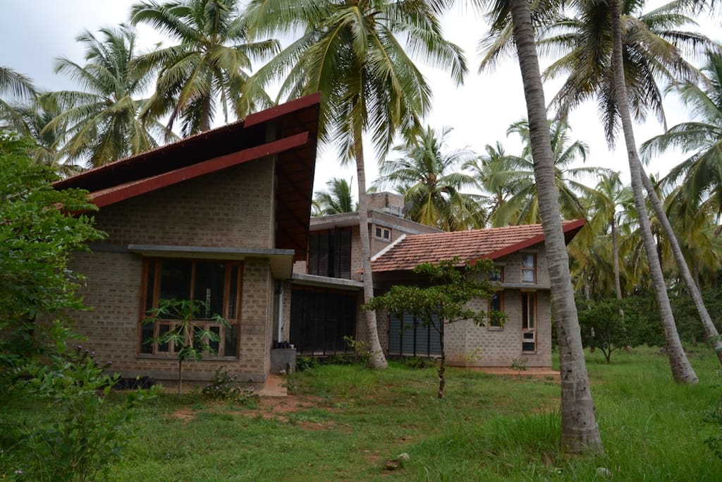 Closer exteriorview