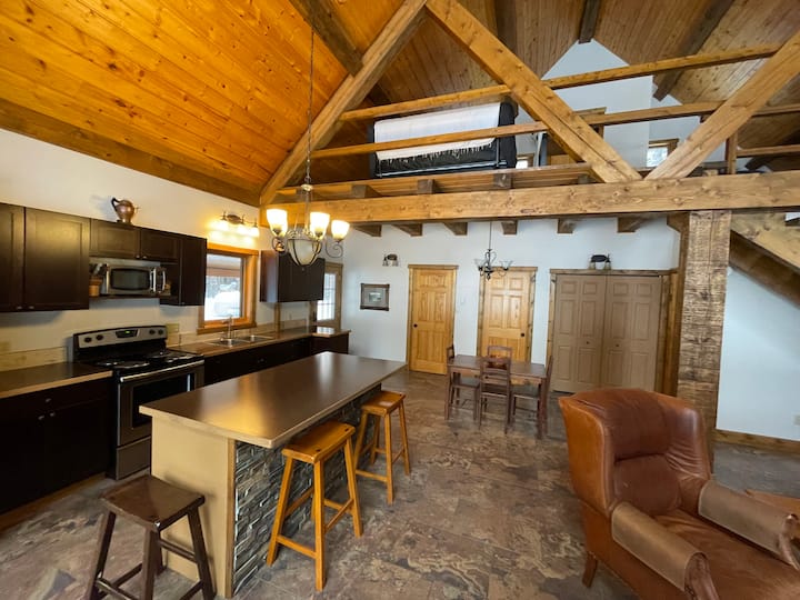 10 Best Cabin Rentals In Nordegg, Canada Updated 2024 Trip101