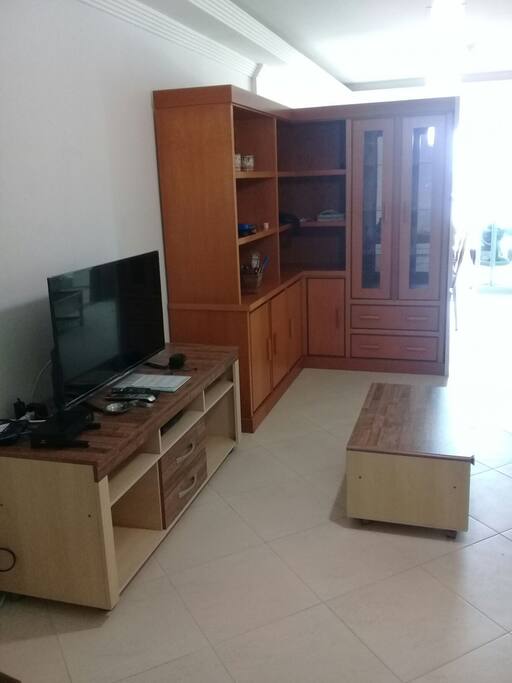 sala confortável de televisão
