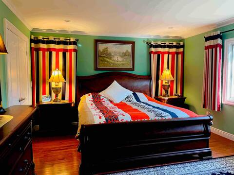 The Sweet Home, Large suite, Safe neighborhood