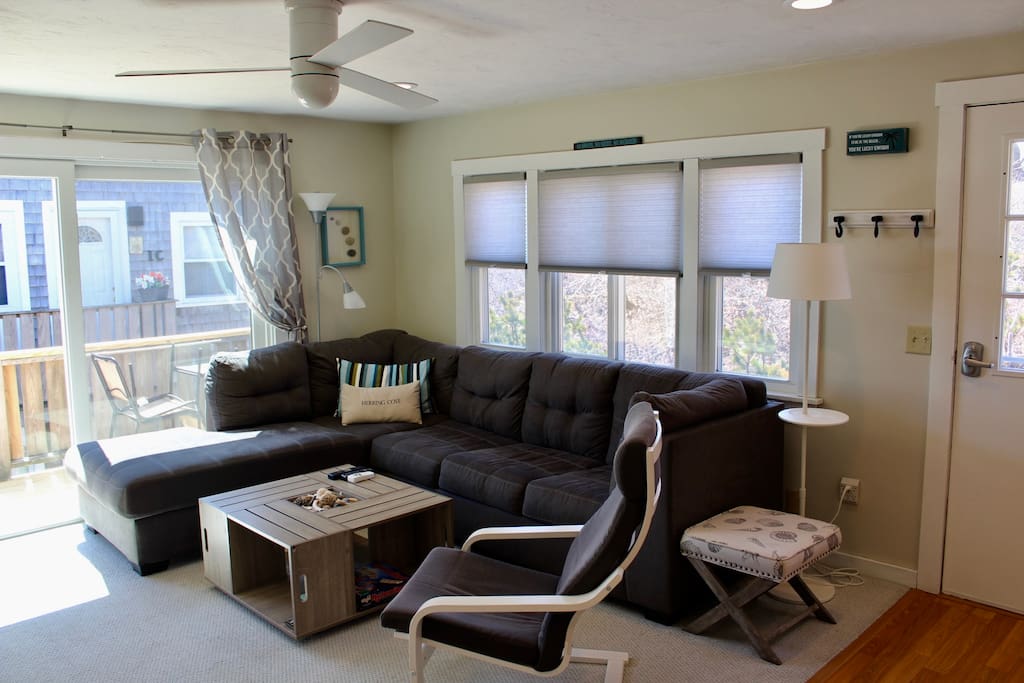 Cumfy, bright, airy space