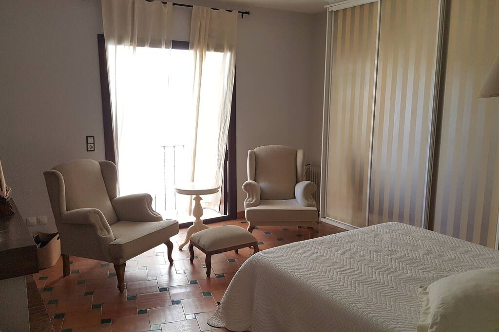 Dormitorio principal - Balcón
