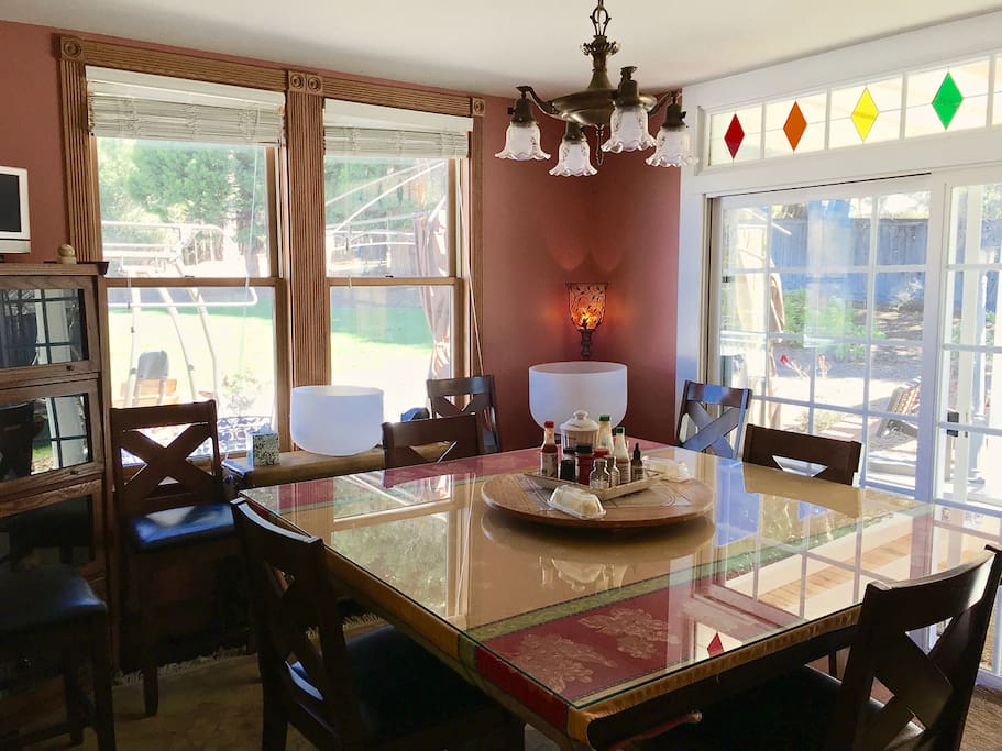 Dining Room, mountain and patio views