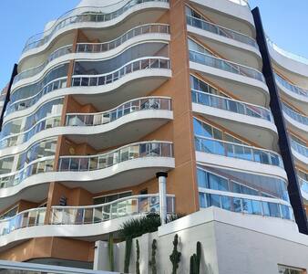 Blue Waves - Pé na Areia