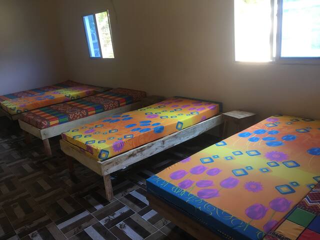 BONITA CASA EN BASORI GAMBIA