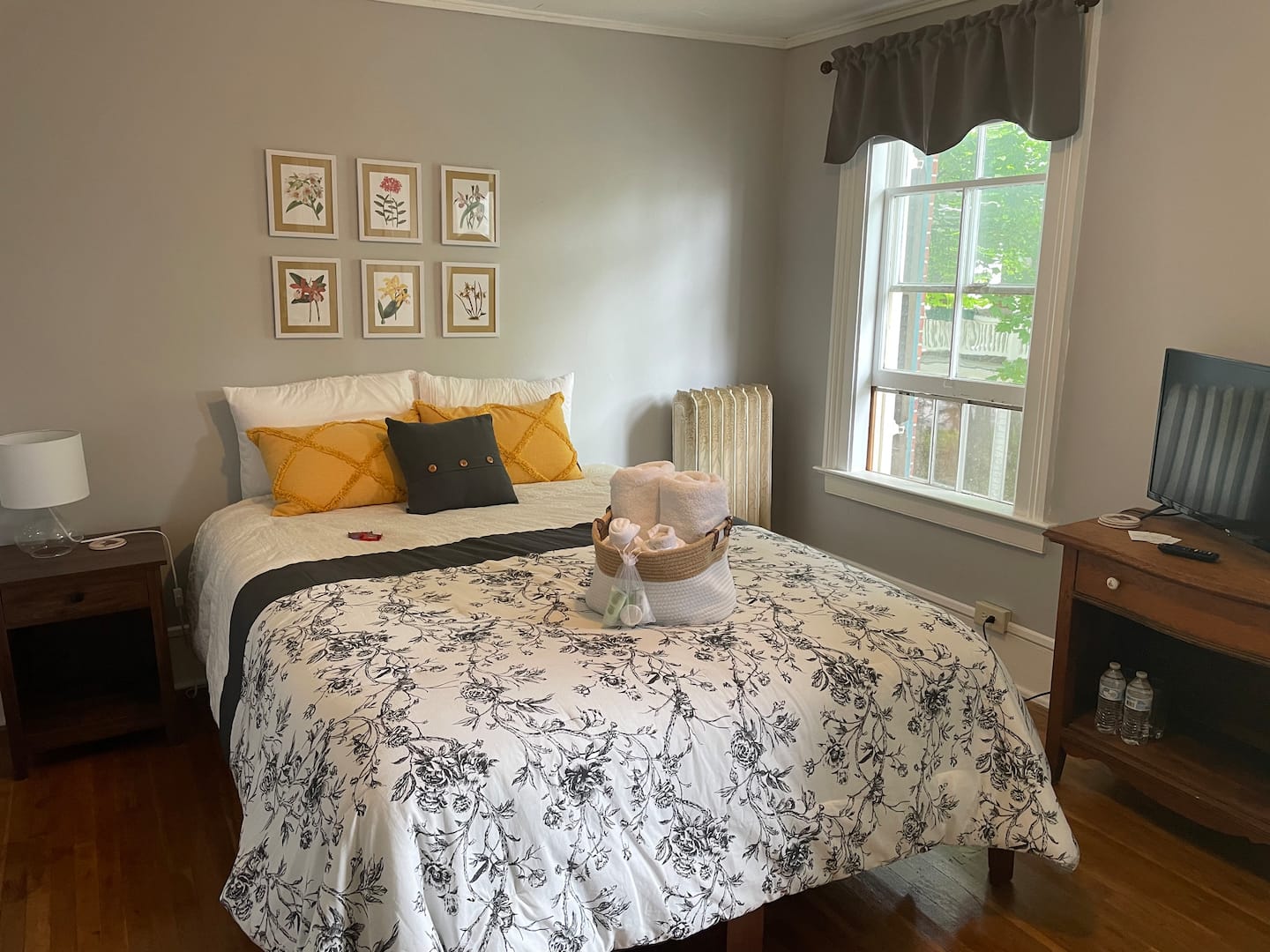 Magnolia Room
