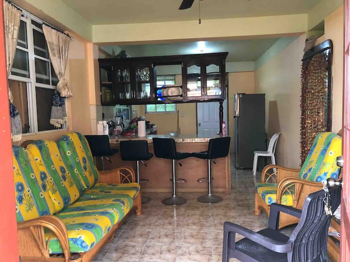 Top Breeze Apartment - Dominica