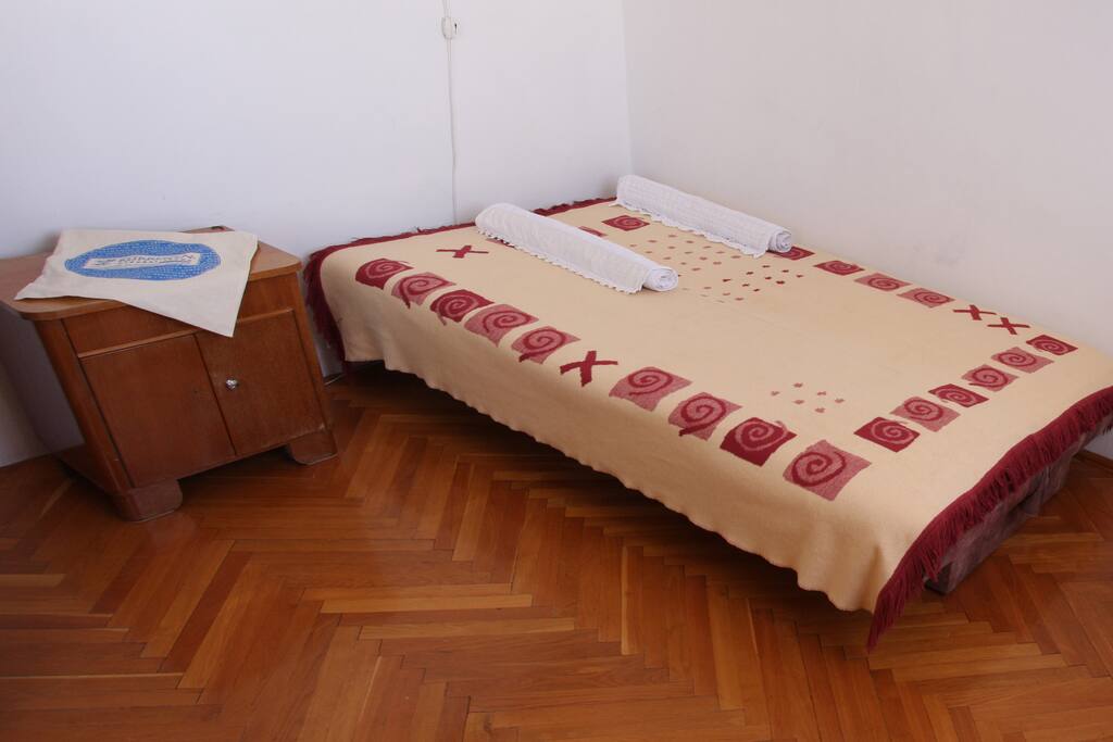 Room 2