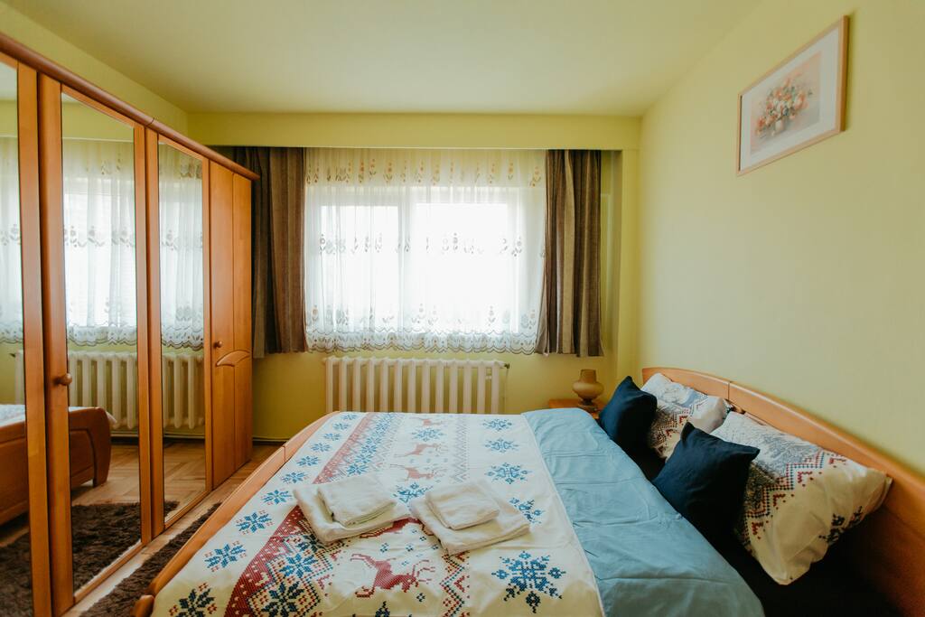 Bedroom king-size