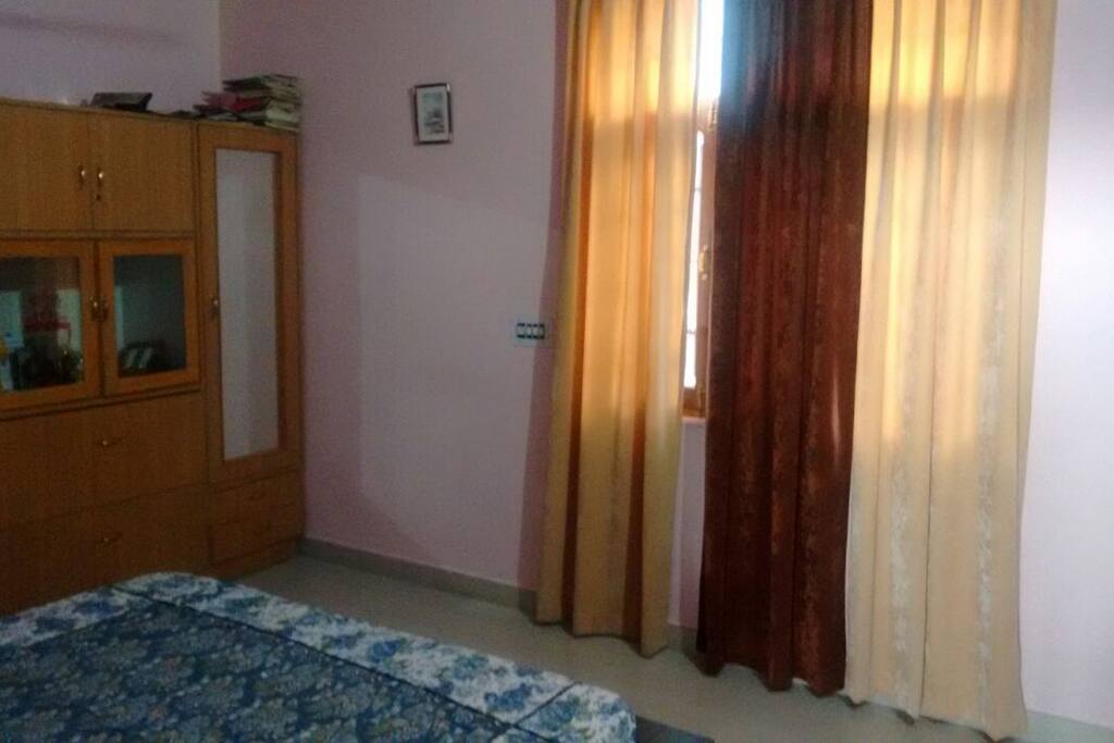 bedroom1