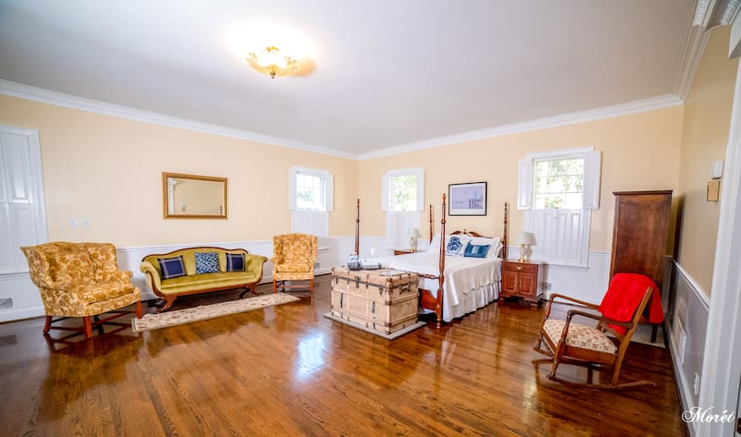 The Bell Suite in the Bell House B&B