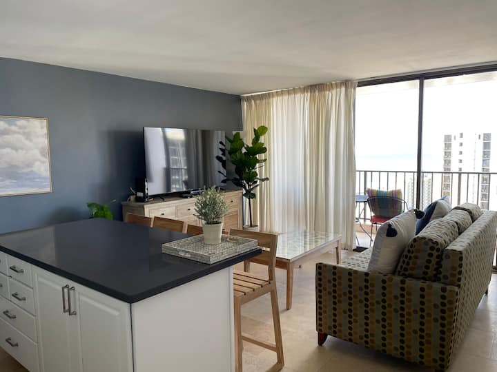 Ocean View! Free Parking, 36th Floor With Wifi, Ac - Honolulu, HI