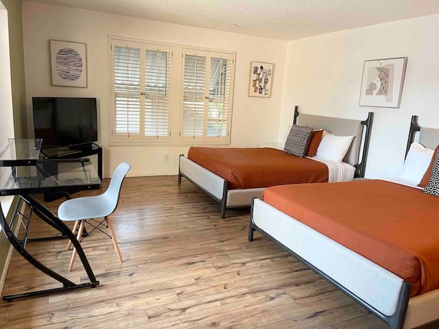 Location, Location, Location! gallery image 4