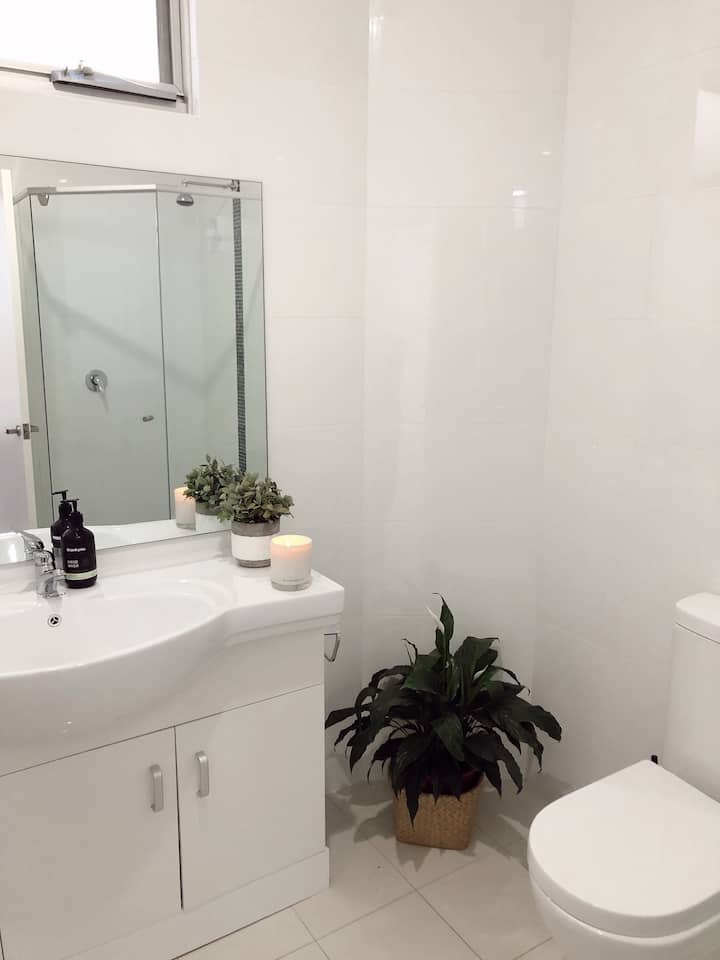 Adelaide Airport Holiday Rentals & Homes South Australia, Australia