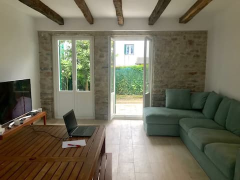 Top performing Airbnb: Fuenterrabía House in Hondarribia/Fontarrabie