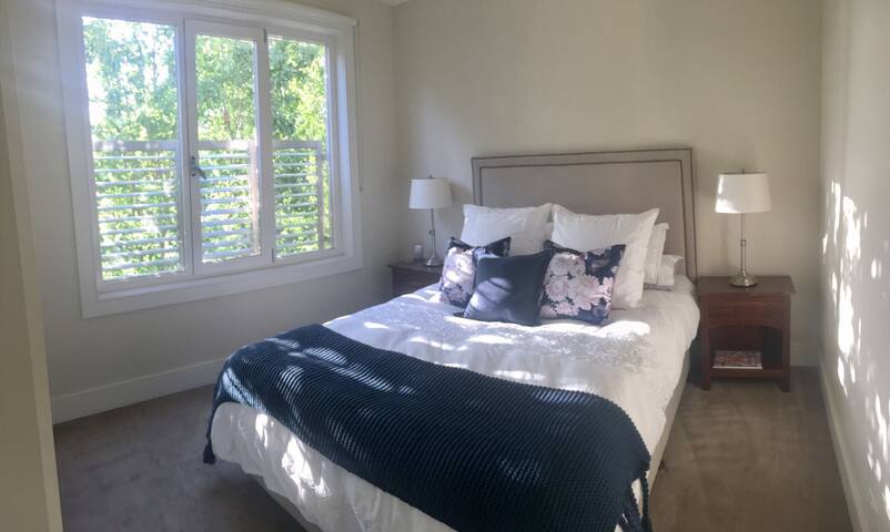 Entire stunning home. Perfectly located. gallery image 3