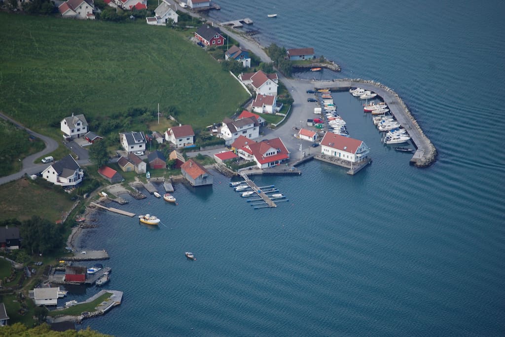 Plassen vår Bergevik ved Lysefjorden