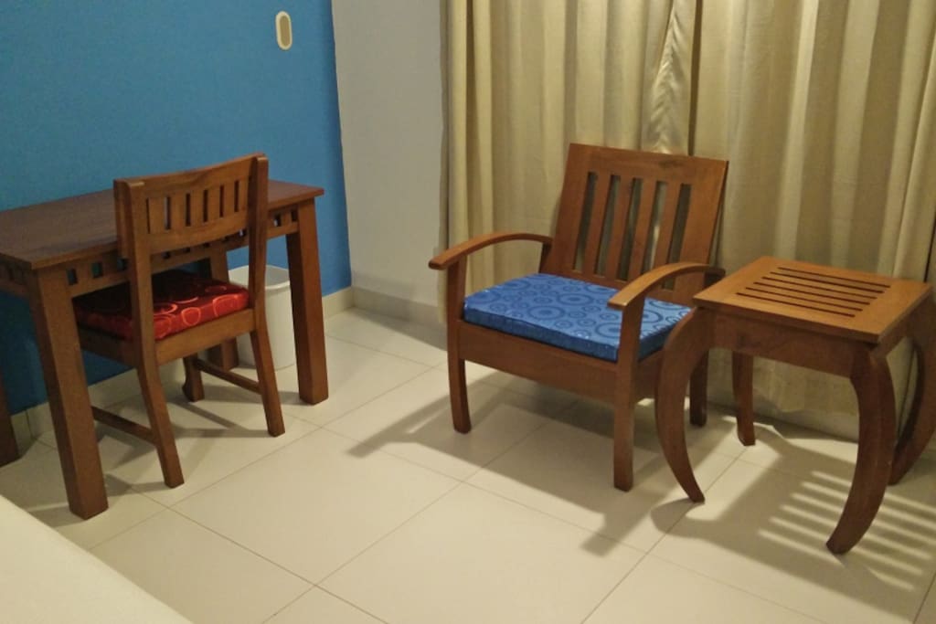 Writing desk and chair