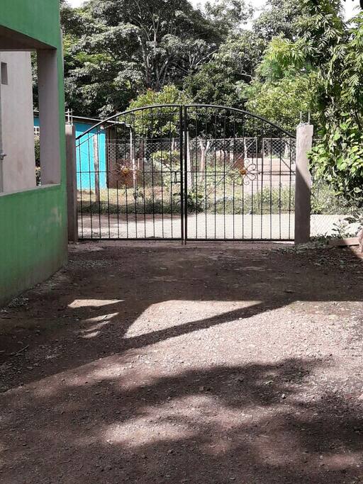 entrada disponible las 24 horas del día