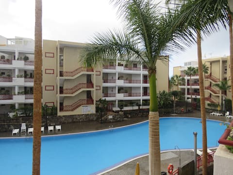 Successful Airbnb property: beautiful terrace, fantastic swimming pool in Arona