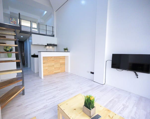Airbnb Dahlia St Vacation Rentals Places To Stay