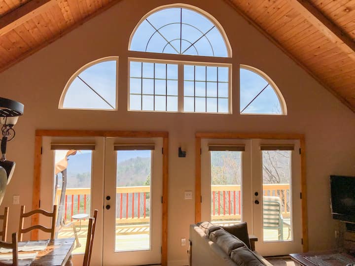 Rue With A View – Picturesque Mountain Views - クレイトン, GA