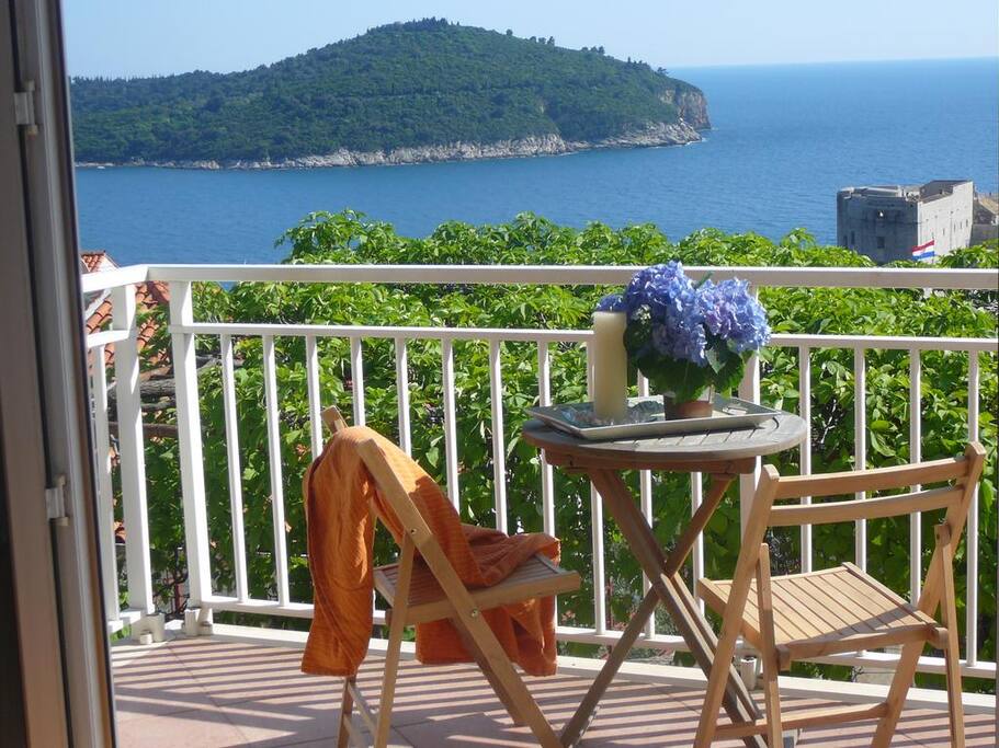 "Owner is very lovely and friendly. The apartment is at great location, just 3 minutes to the city walls, 1 minute to the cable car, bakery, etc... The view from the balcony is nice and the bed is excellent. If I ever come to Dubrovnik again, I would like to stay at the same place :)", Michaela Pereira, August 2016.