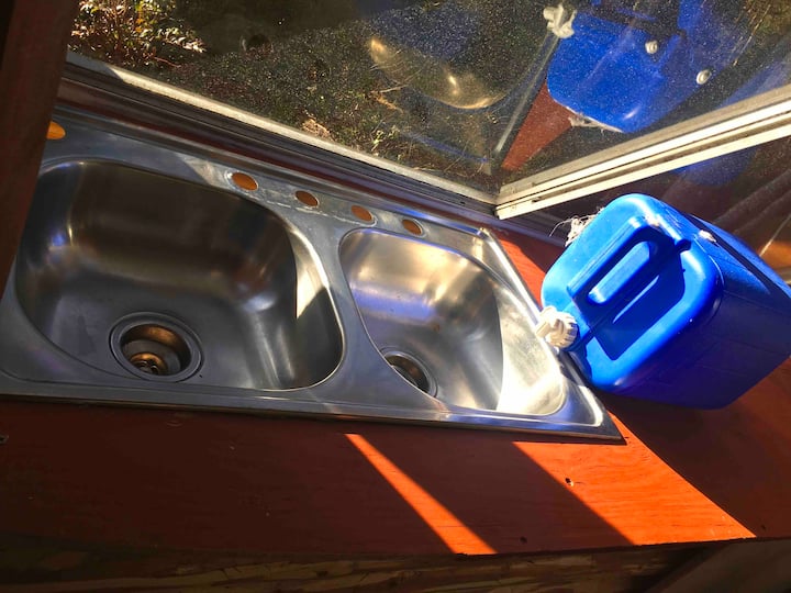 "Gorge Edge" Dog-friendly Cabin, Off-grid - Waszyngton